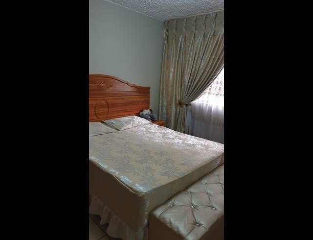 3 bed property to rent in SINOVILLE